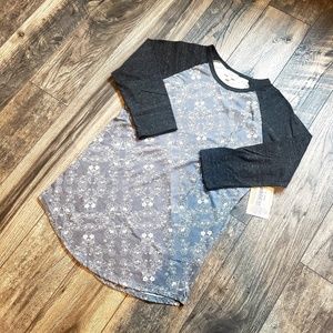 NWT LulaRoe Randy Tee